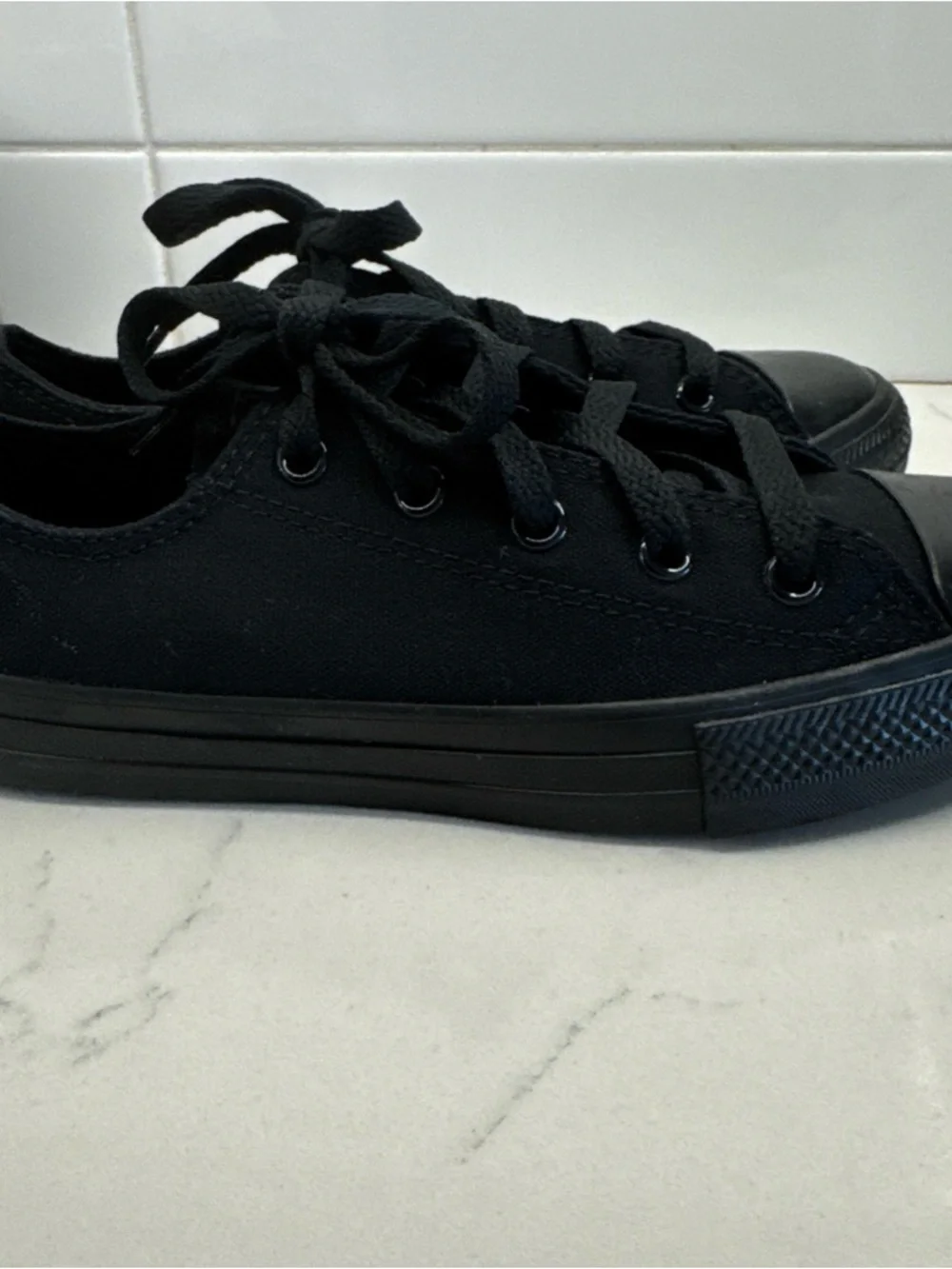 Converse All Star Kids Low Top Sneakers in Black Youth Shoes Lace Up